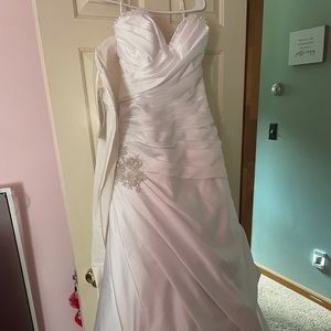Ella Rosa Wedding Dress